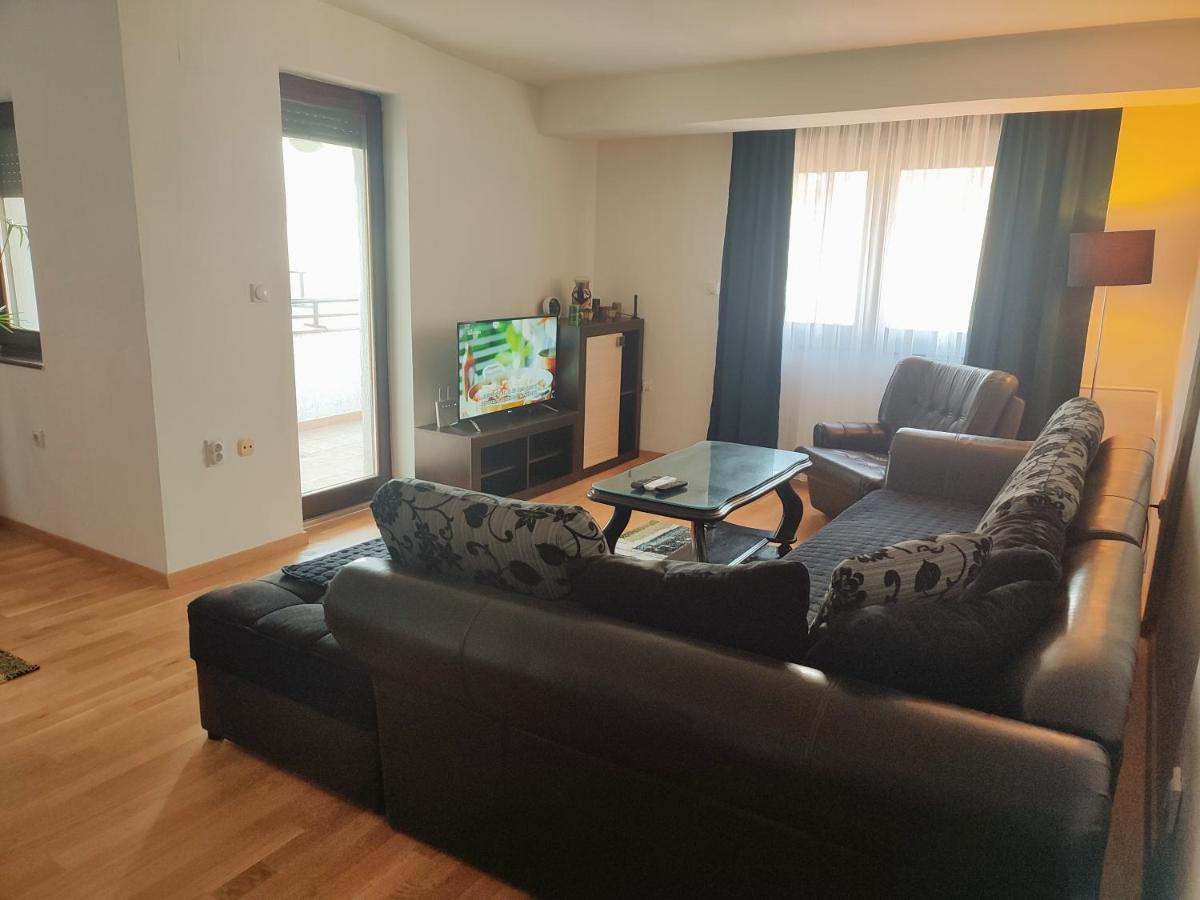 Antoni Apartment 斯科普里 外观 照片